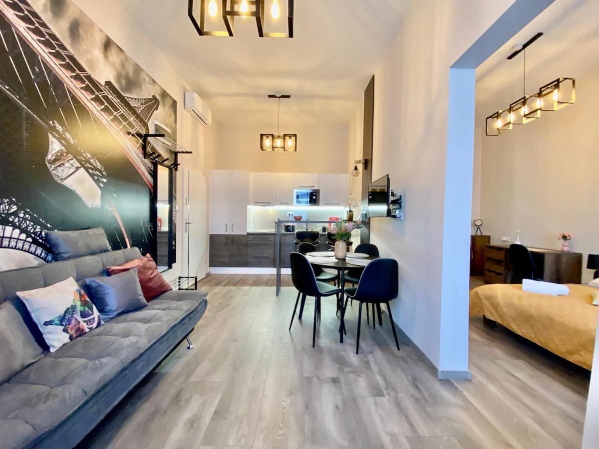 Stationapartments Segedin Dış mekan fotoğraf